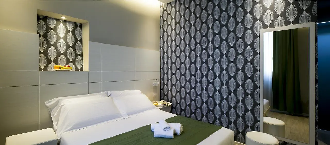 Navigliotel 19 - Rooms & Suites Милан Италия